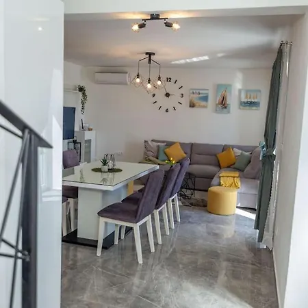 Villa Toni Kaštel Stari